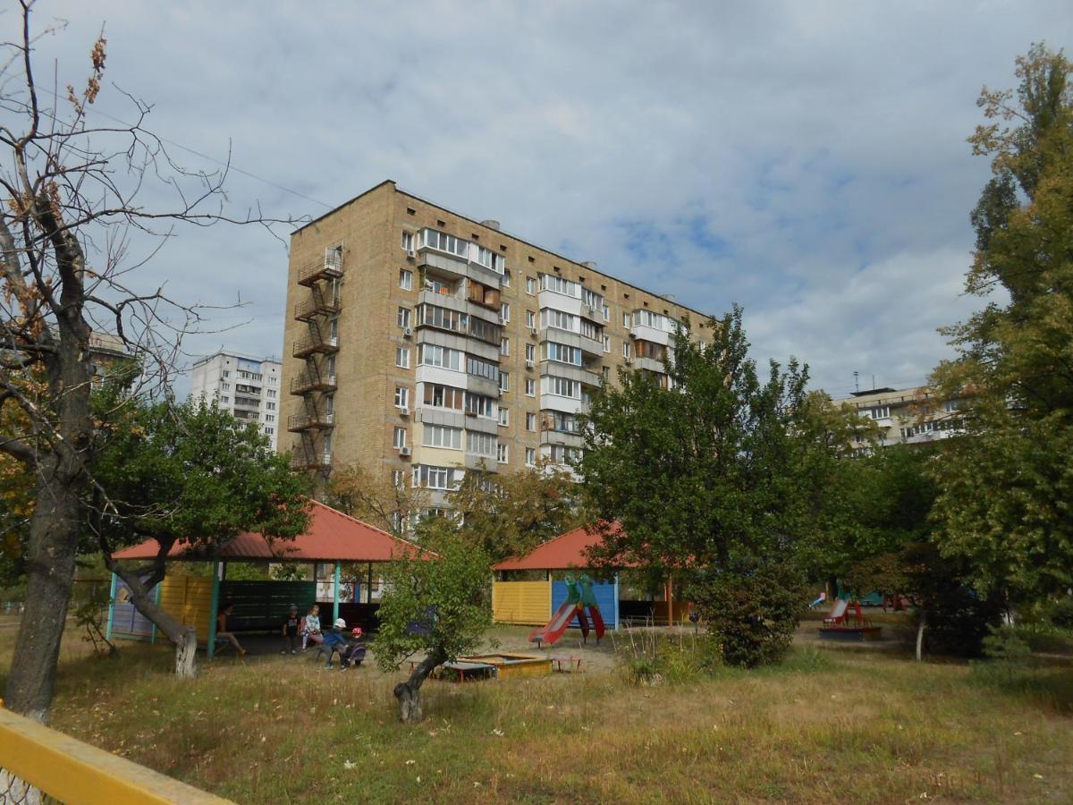 Однокомнатная Квартира Рядом С Метро Оболонь Kiev Exterior foto